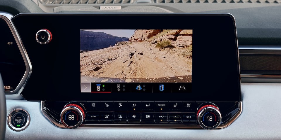 The GMC Canyon Display Screen showing a camera view.